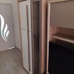 Mit 2 Schlafzimmern Im Herzen Der Stadt Apartamento