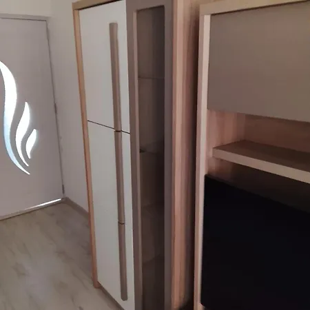 Mit 2 Schlafzimmern Im Herzen Der Stadt Apartmán
