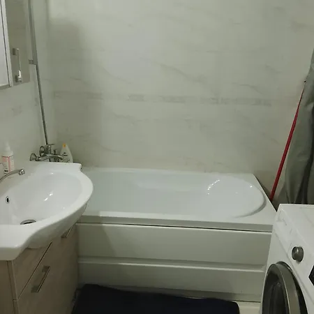Apartmán Mit 2 Schlafzimmern Im Herzen Der Stadt